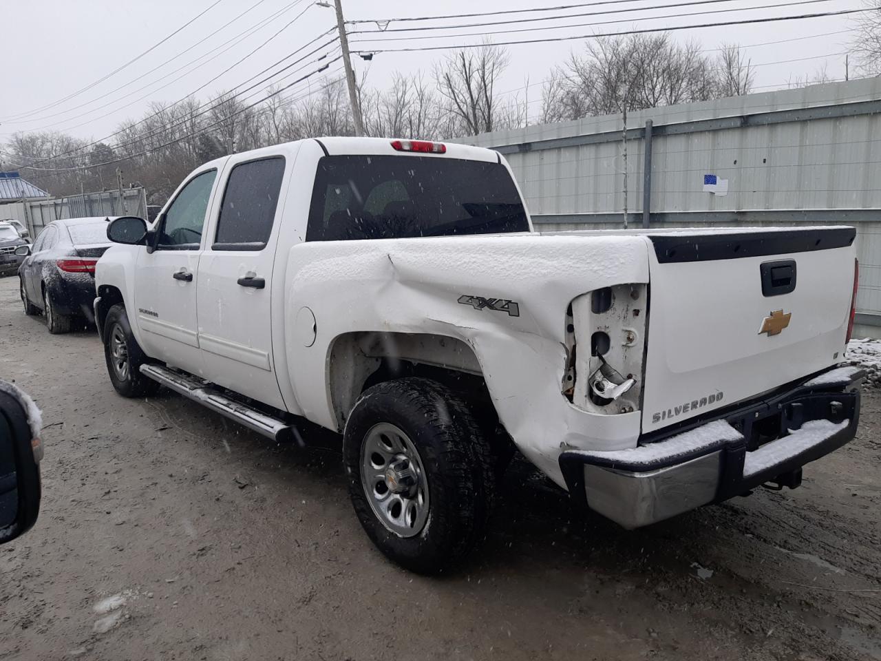 2013 CHEVROLET SILVERADO - Image 2