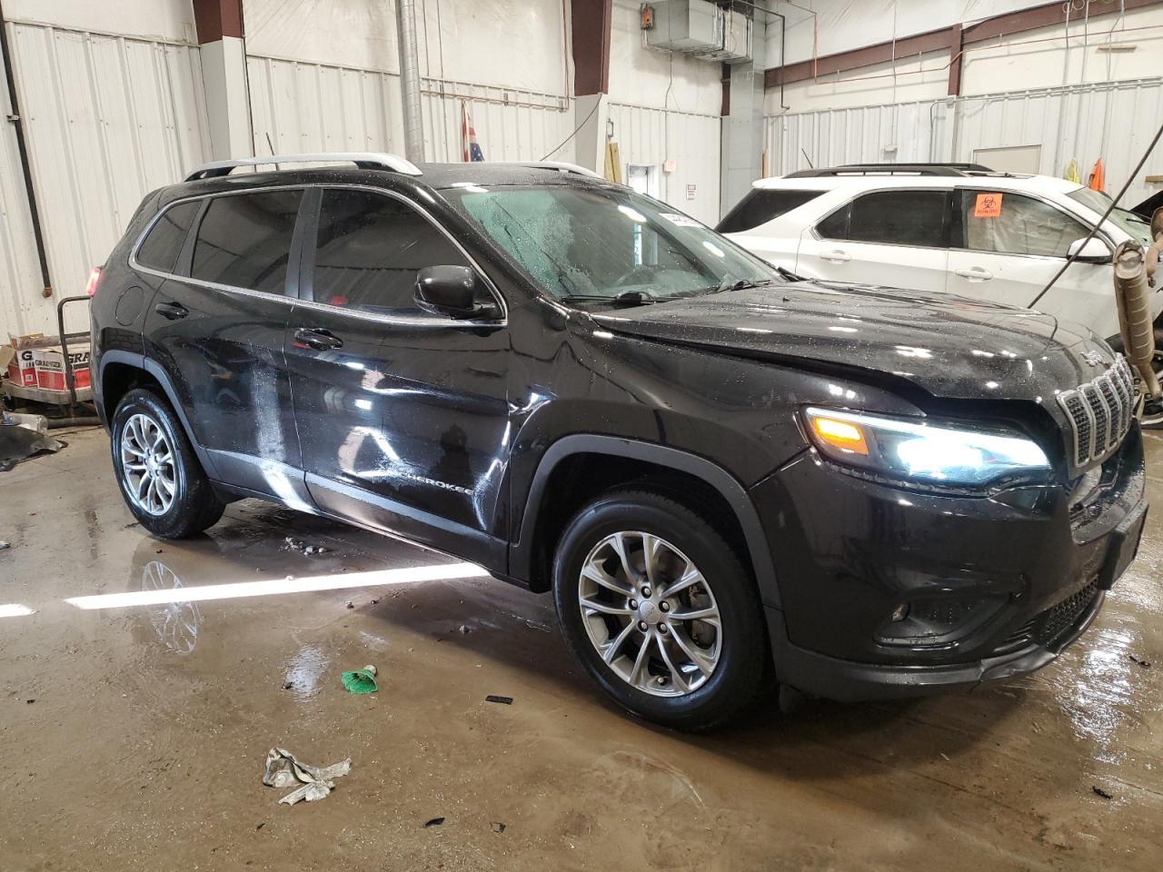 2019 JEEP CHEROKEE L - Image 4