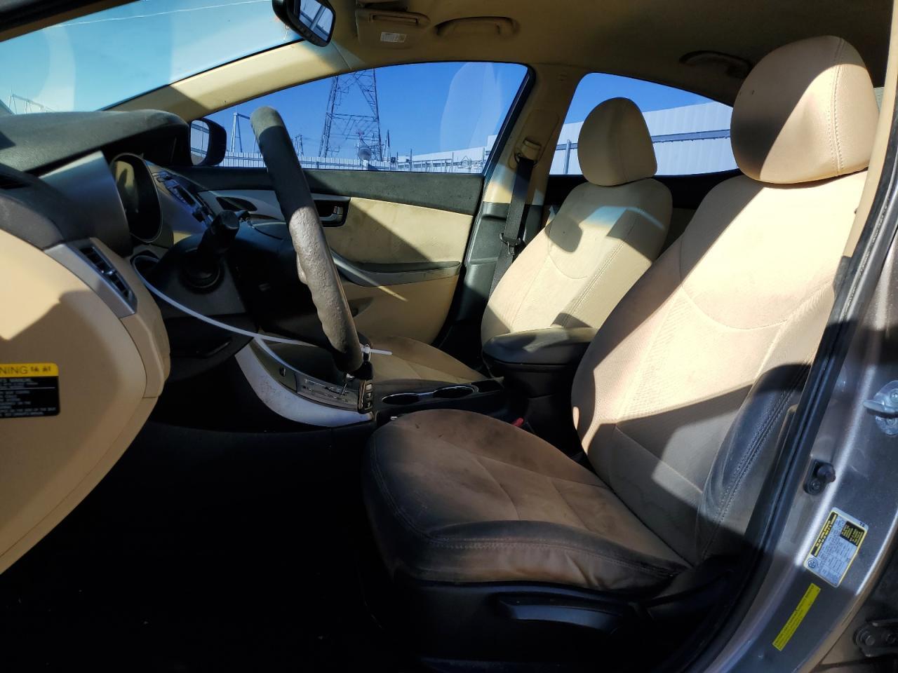2013 HYUNDAI ELANTRA GL - Image 7