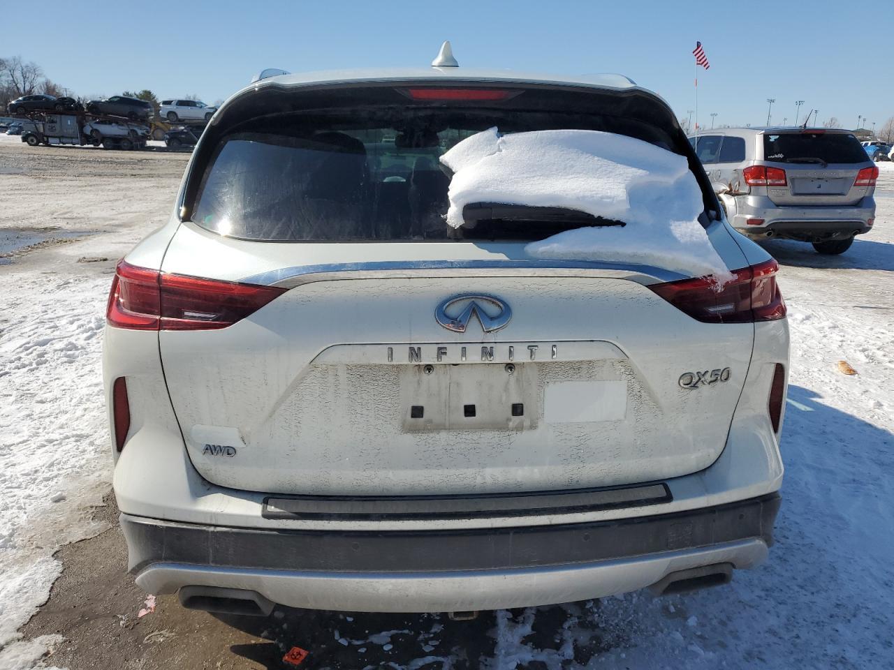 2019 INFINITI QX50 ESSEN - Image 6