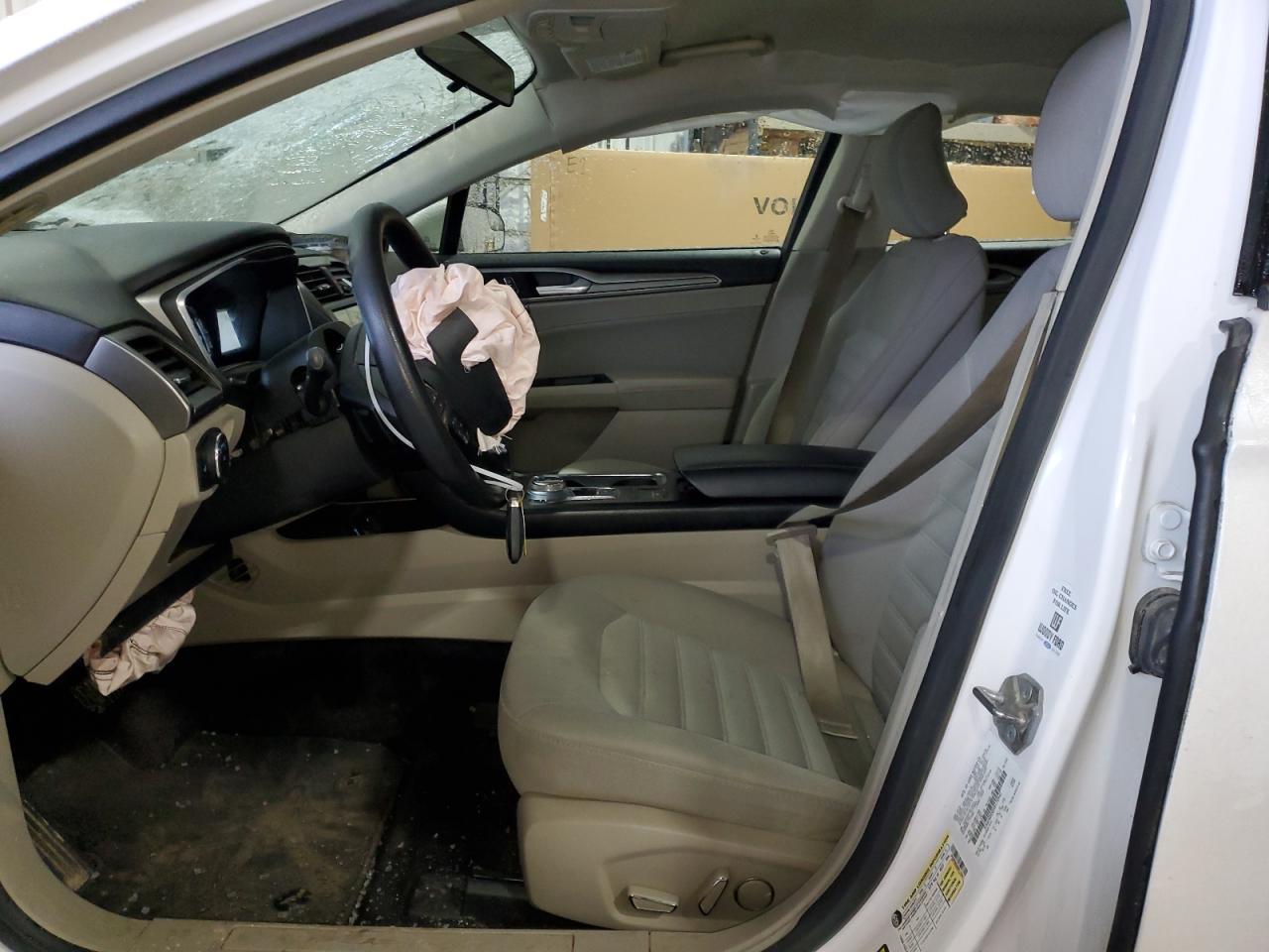 2017 FORD FUSION SE - Image 7