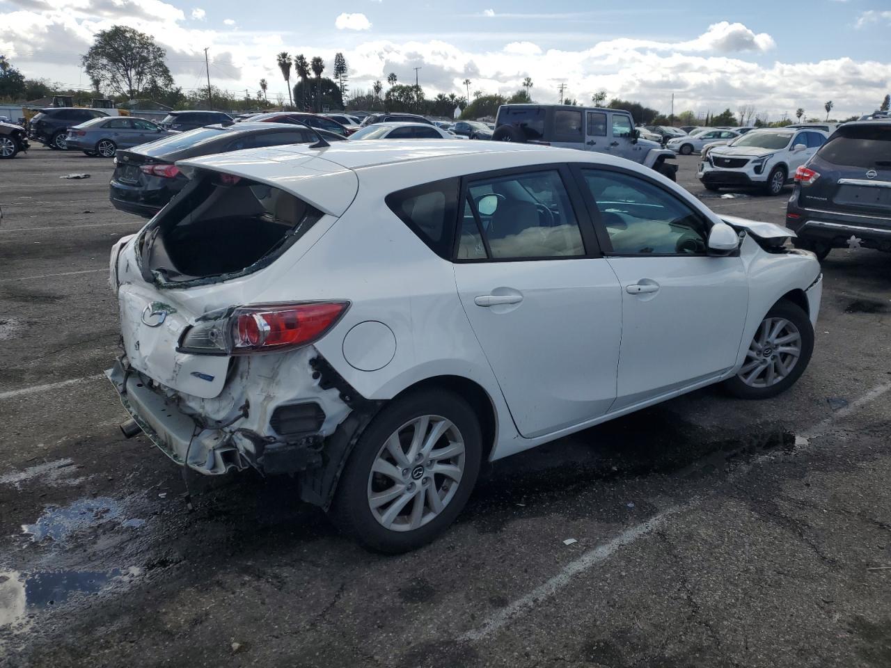 2013 MAZDA 3 I - Фото 3