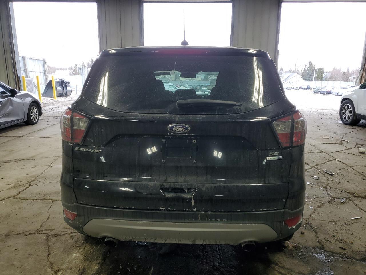 2017 FORD ESCAPE SE - Image 6