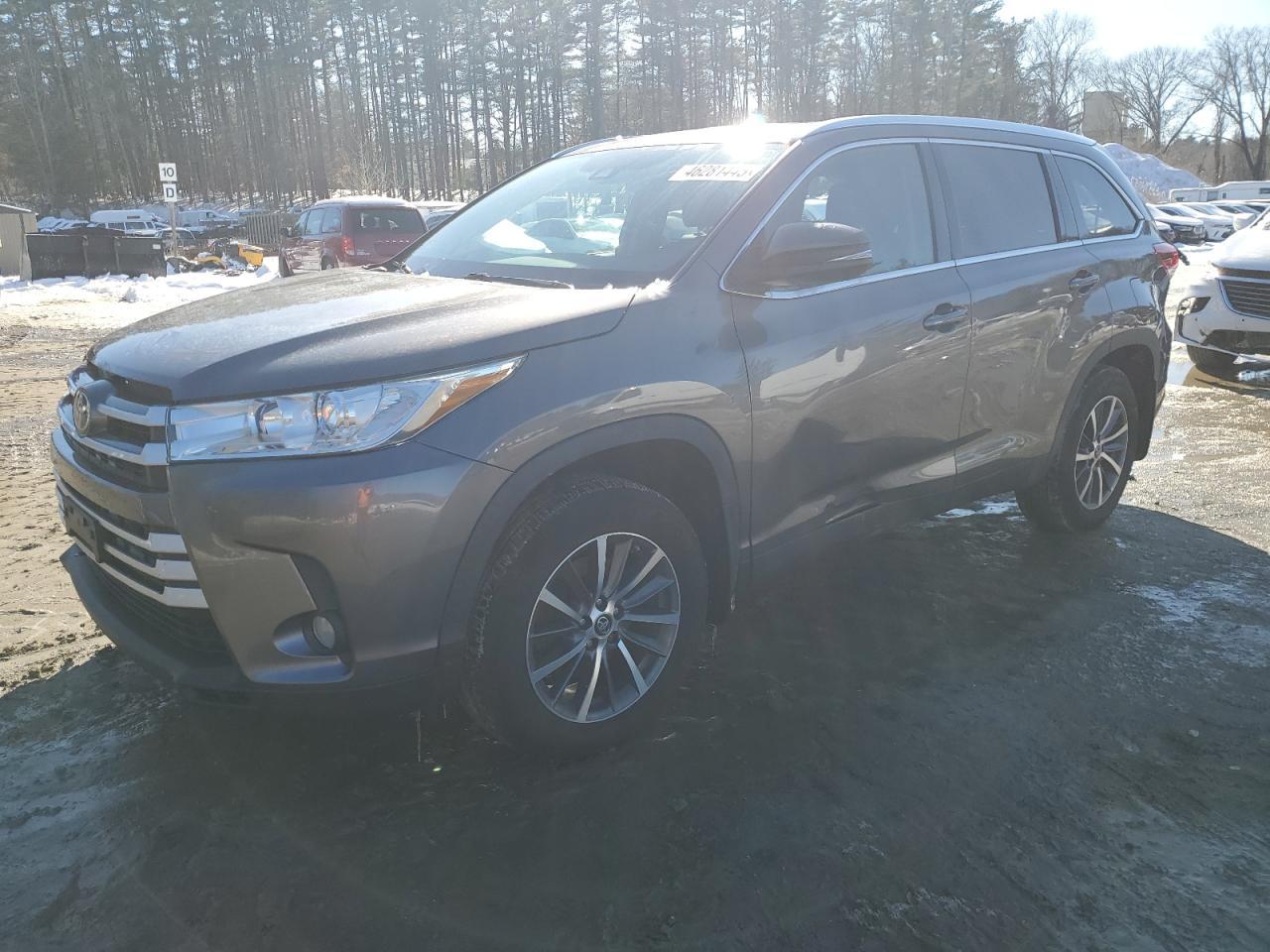 2019 TOYOTA HIGHLANDER