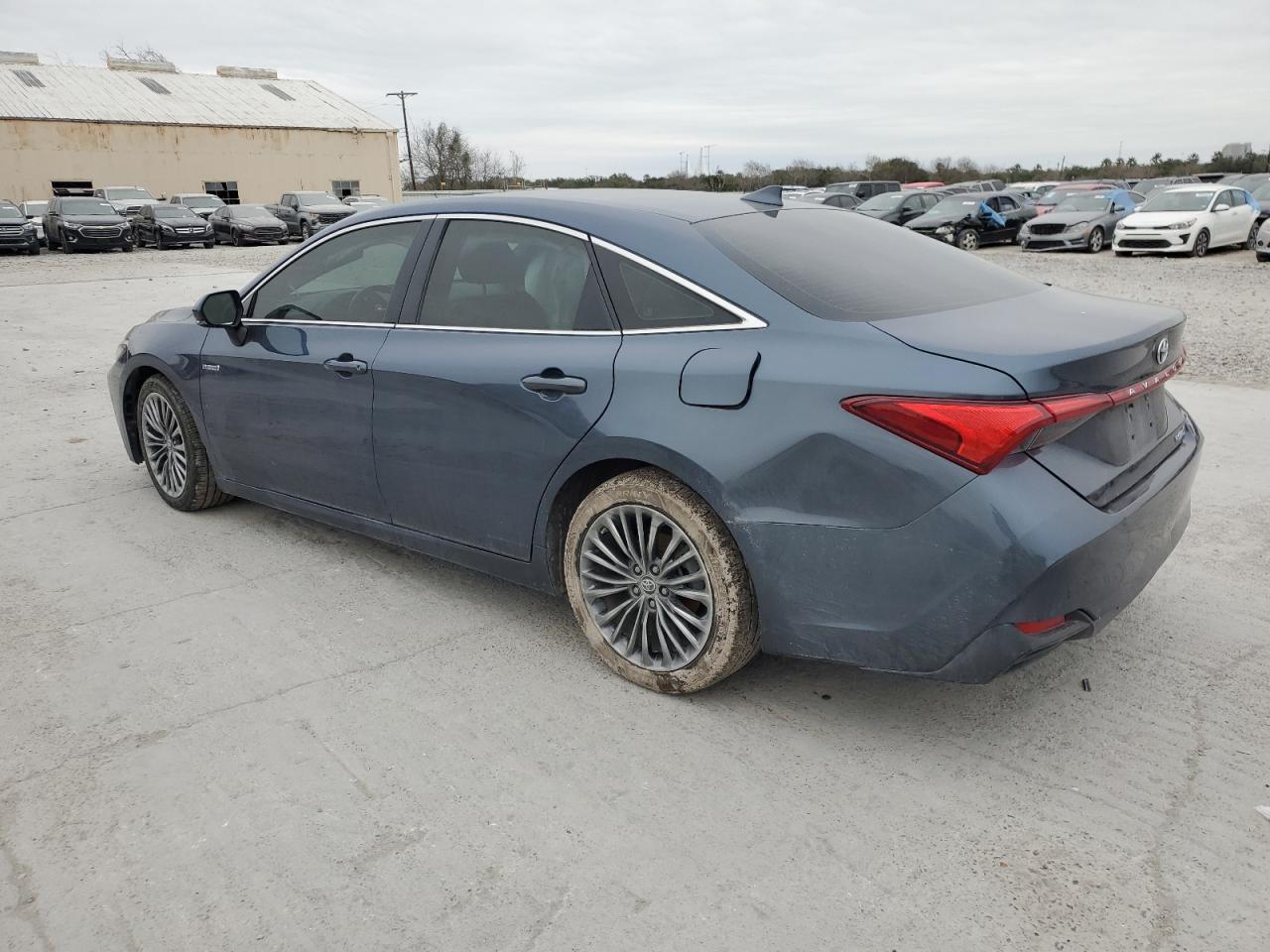 2019 TOYOTA AVALON XLE - Фото 2