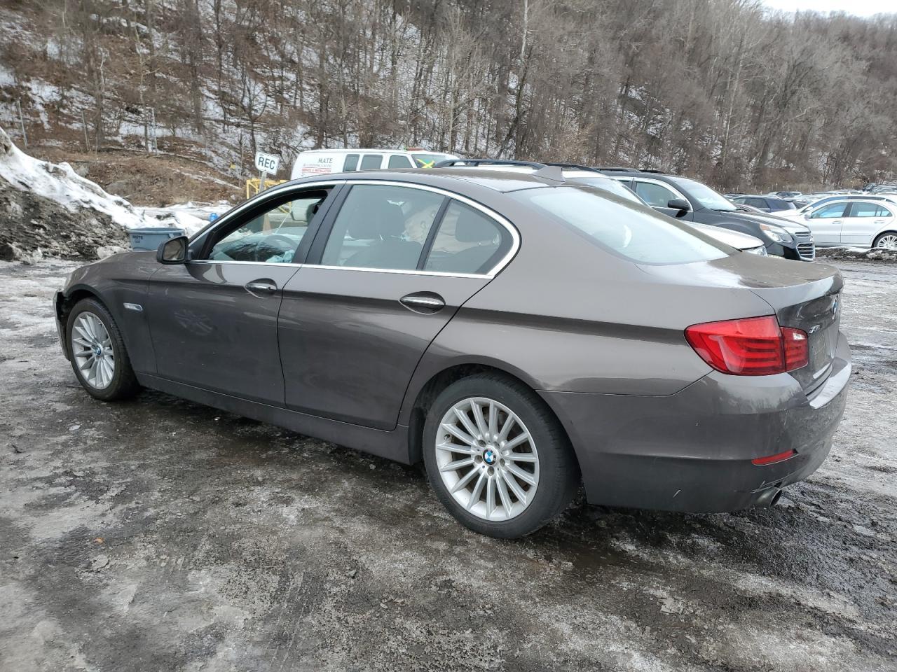 2013 BMW 535 XI - Фото 2