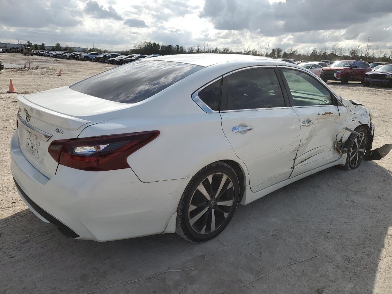 2018 NISSAN ALTIMA 2.5 - Image 3