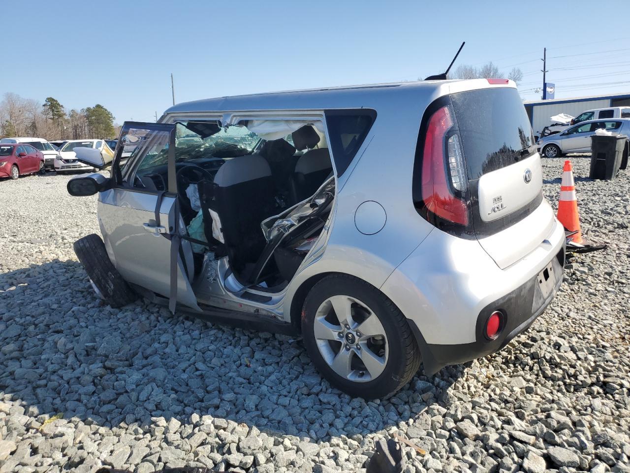 2017 KIA SOUL - Image 2