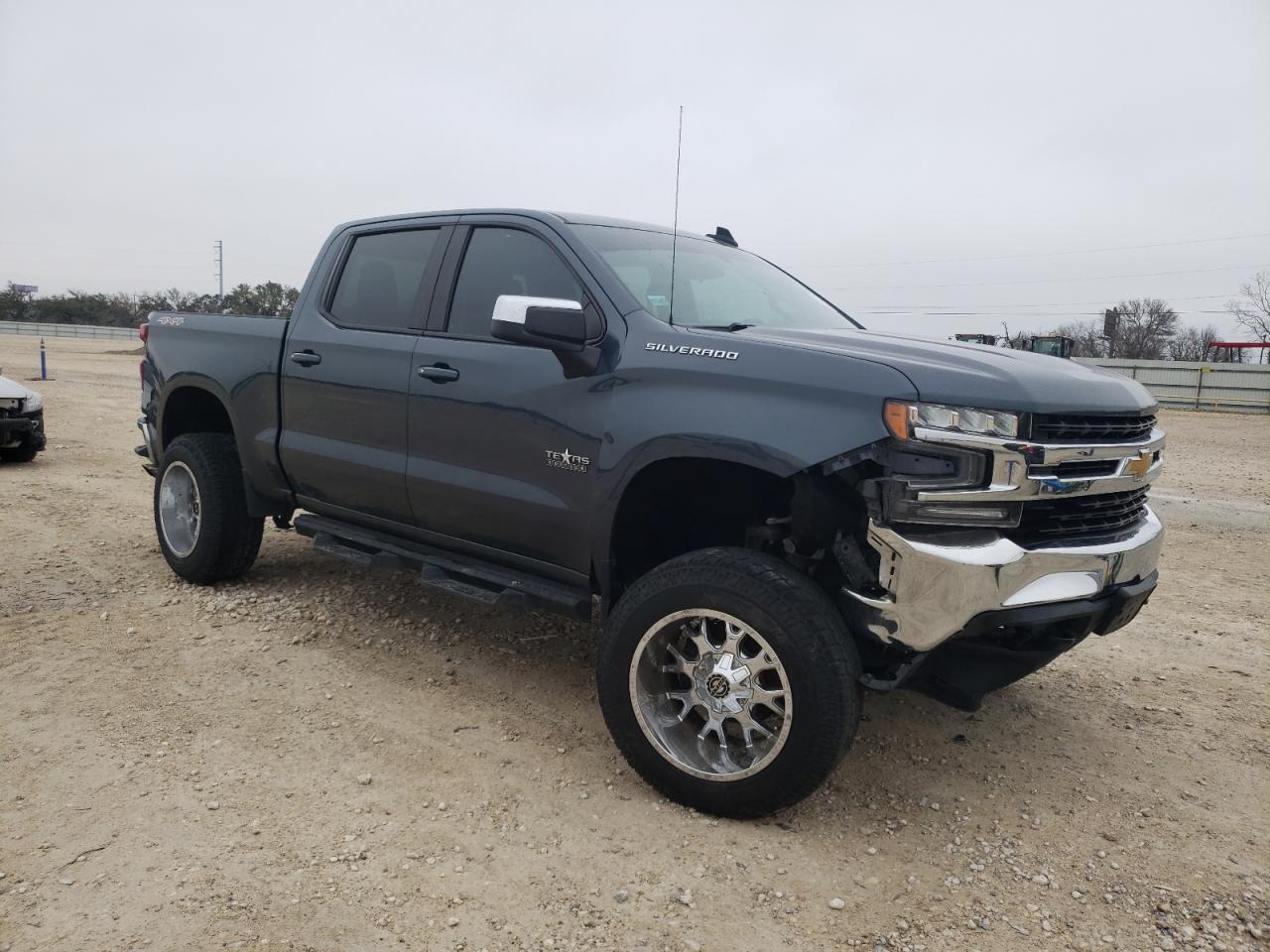 2019 CHEVROLET SILVERADO - Image 4