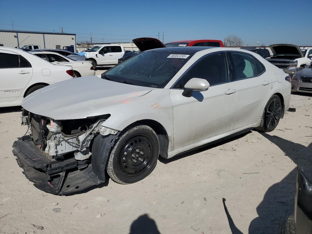 2019 TOYOTA CAMRY XSE