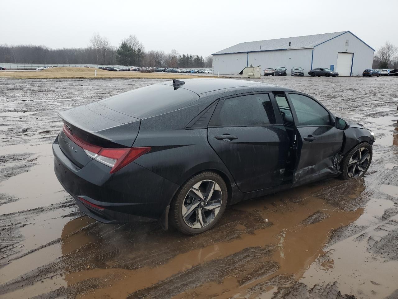 2023 HYUNDAI ELANTRA SE - Image 3