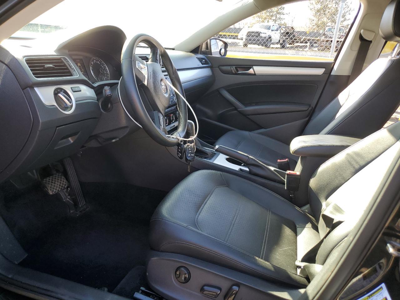 2013 VOLKSWAGEN PASSAT SE - Фото 7