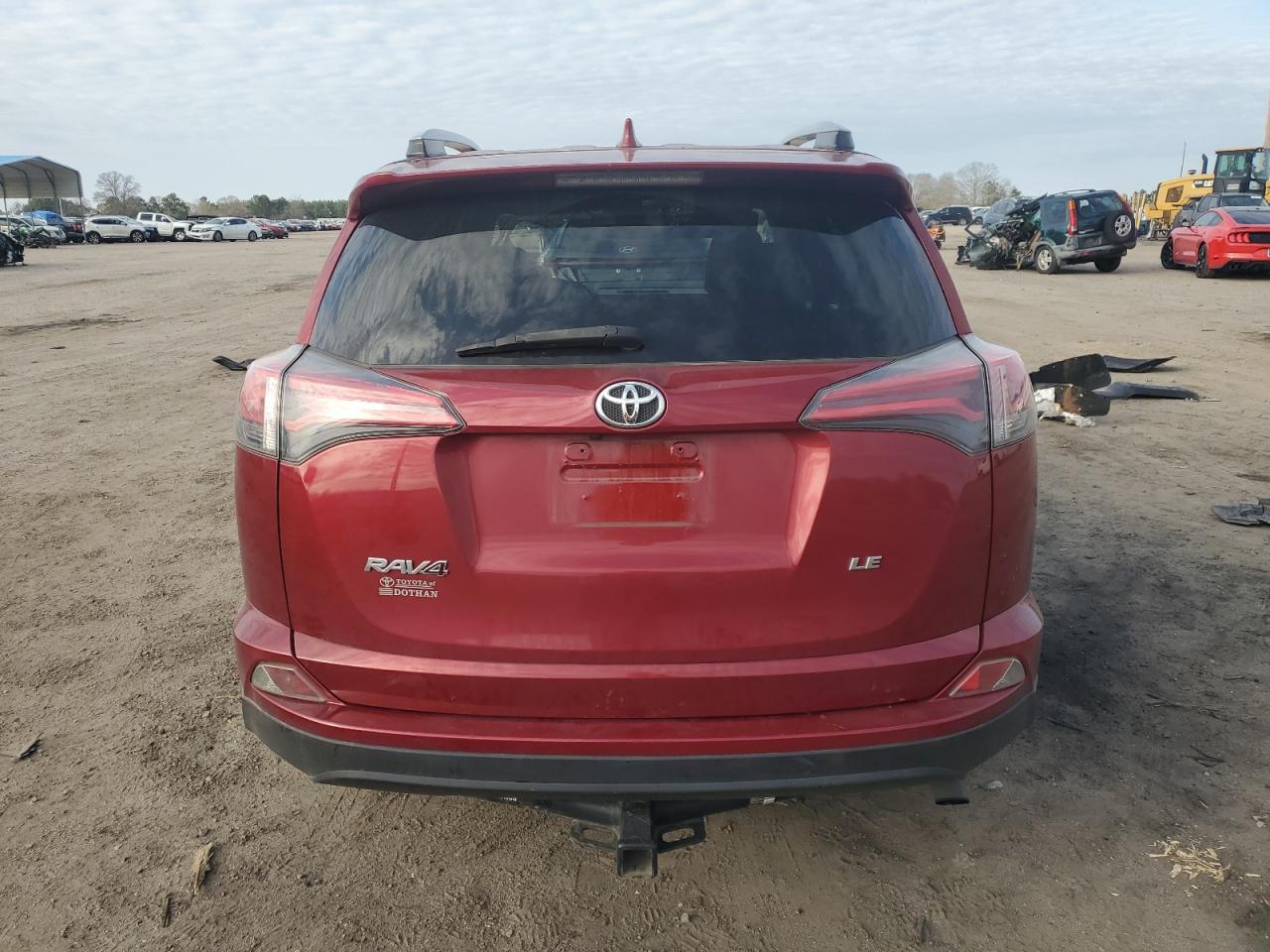 2018 TOYOTA RAV4 LE - Image 6