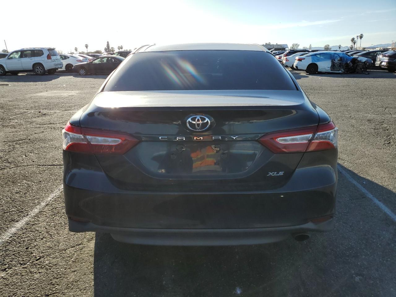 2018 TOYOTA CAMRY L - Image 6