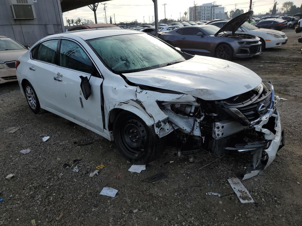 2016 NISSAN ALTIMA 2.5 - Фото 4