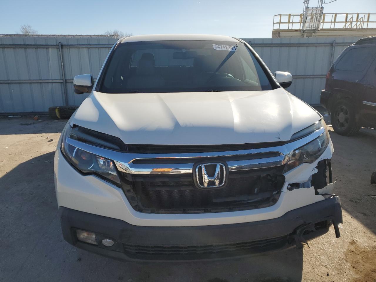 2017 HONDA RIDGELINE - Image 5