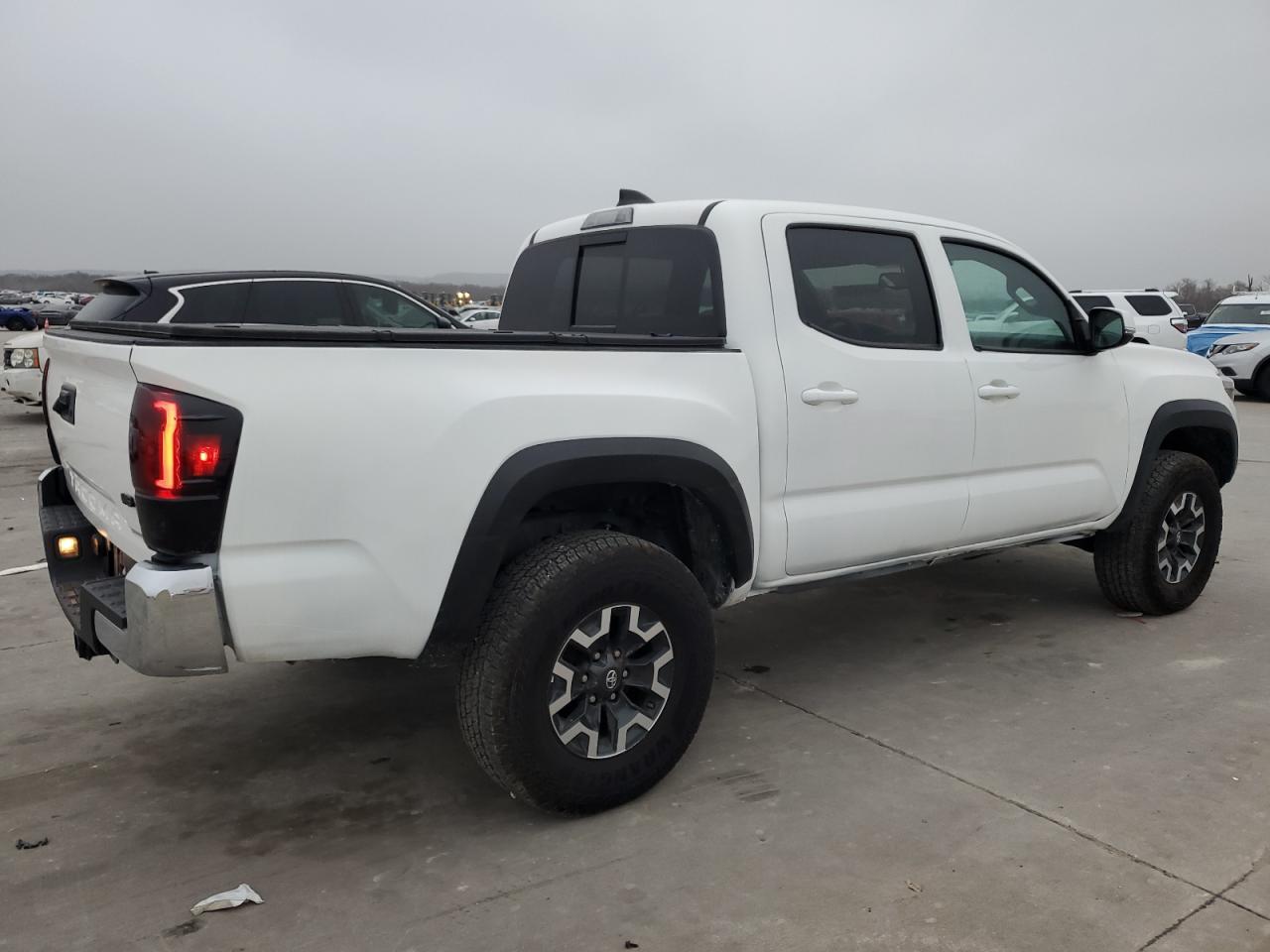 2023 TOYOTA TACOMA DOU - Фото 3