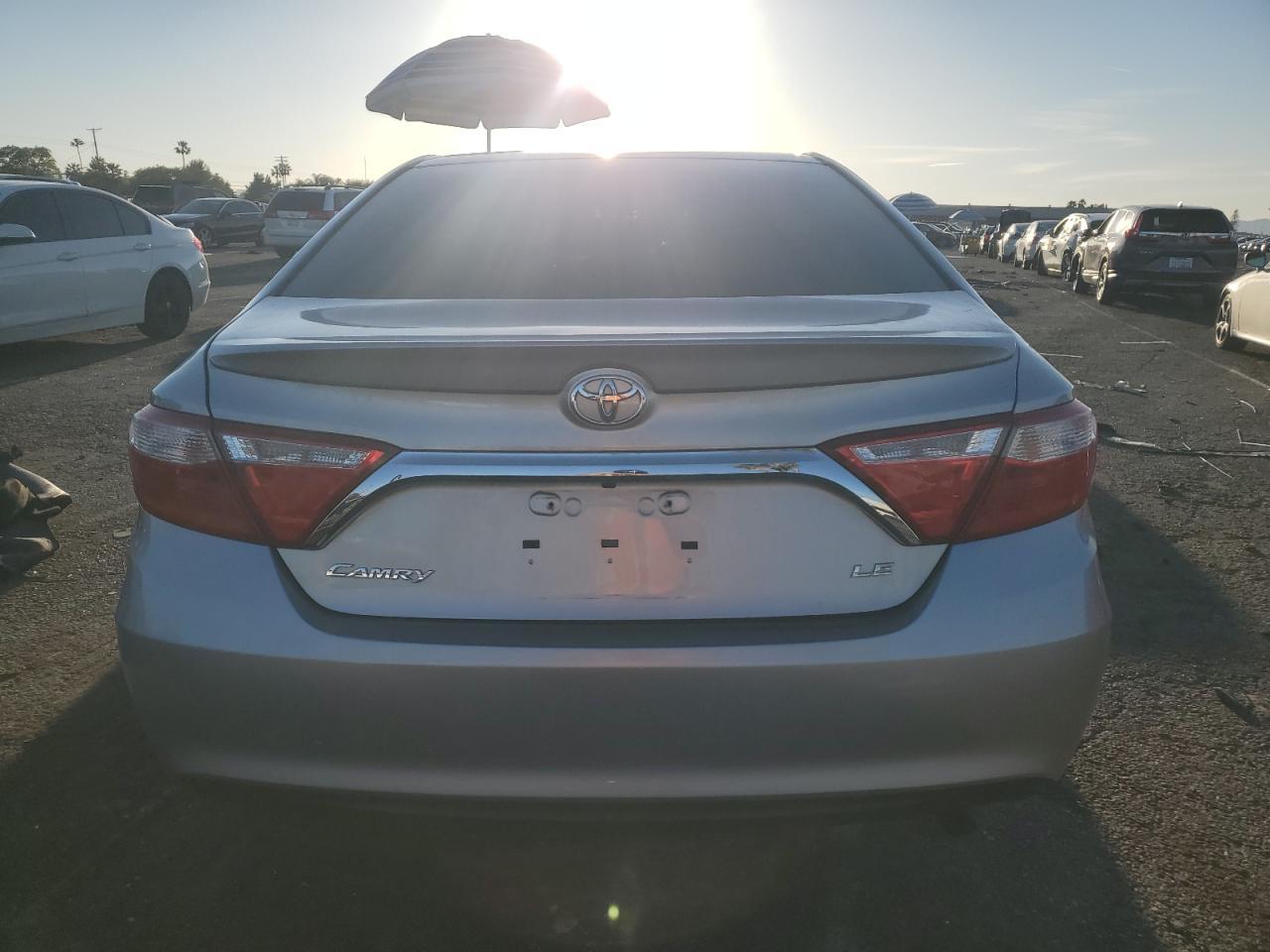 2017 TOYOTA CAMRY LE - Image 6