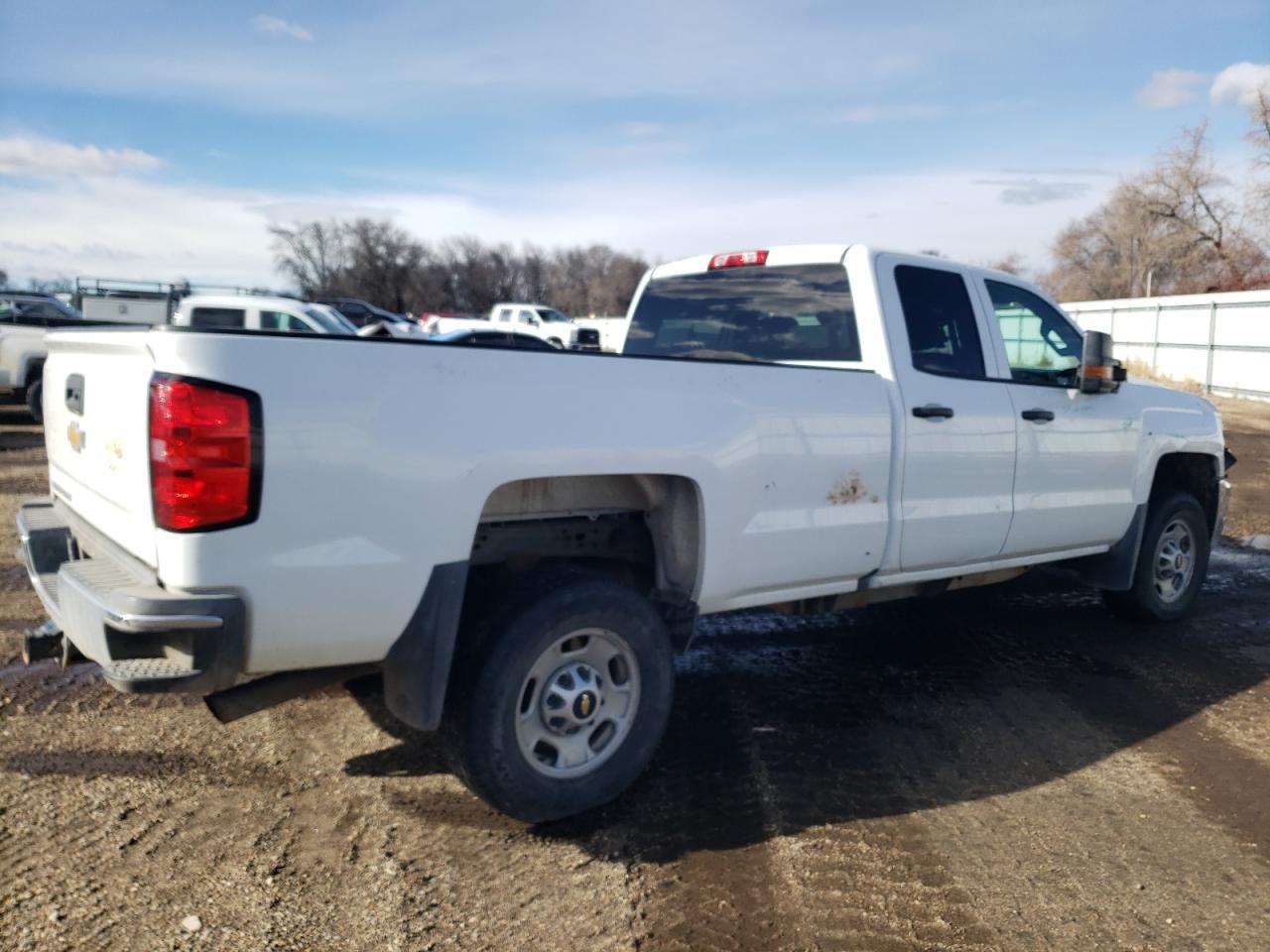 2017 CHEVROLET SILVERADO - Фото 3