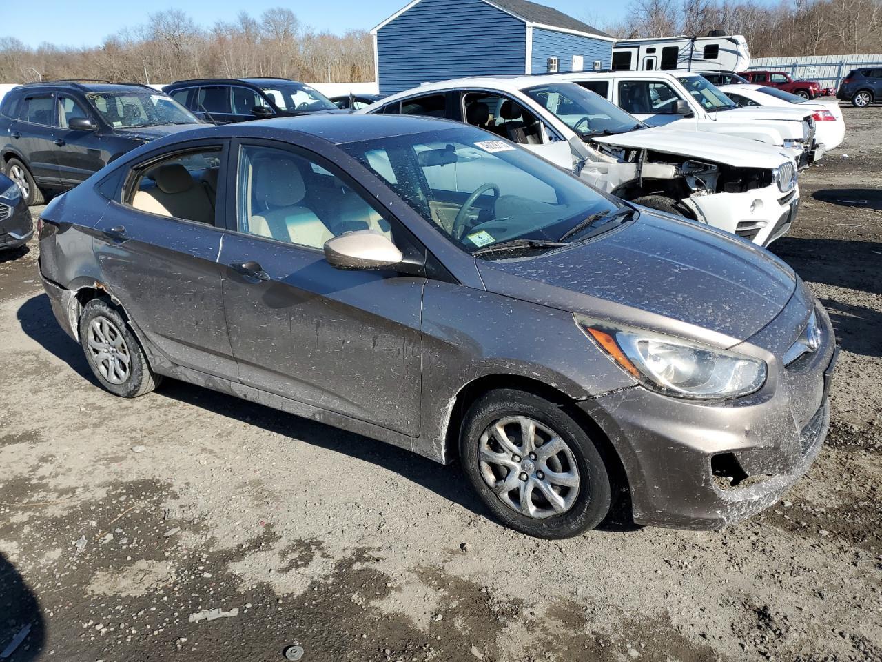 2012 HYUNDAI ACCENT GLS - Image 4