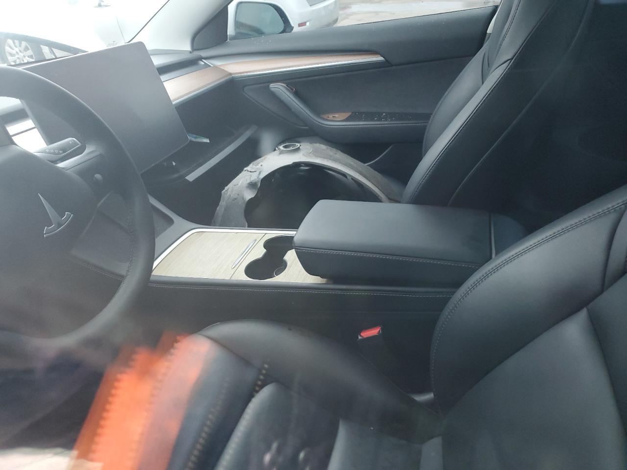 2022 TESLA MODEL 3 - Image 7