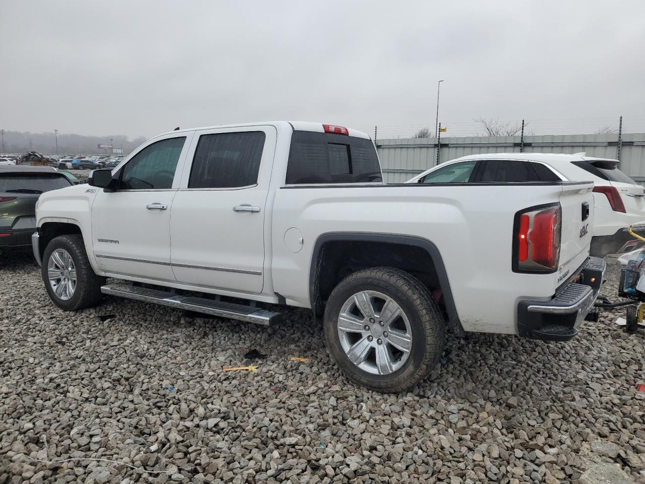 2018 GMC SIERRA K15 - Фото 2
