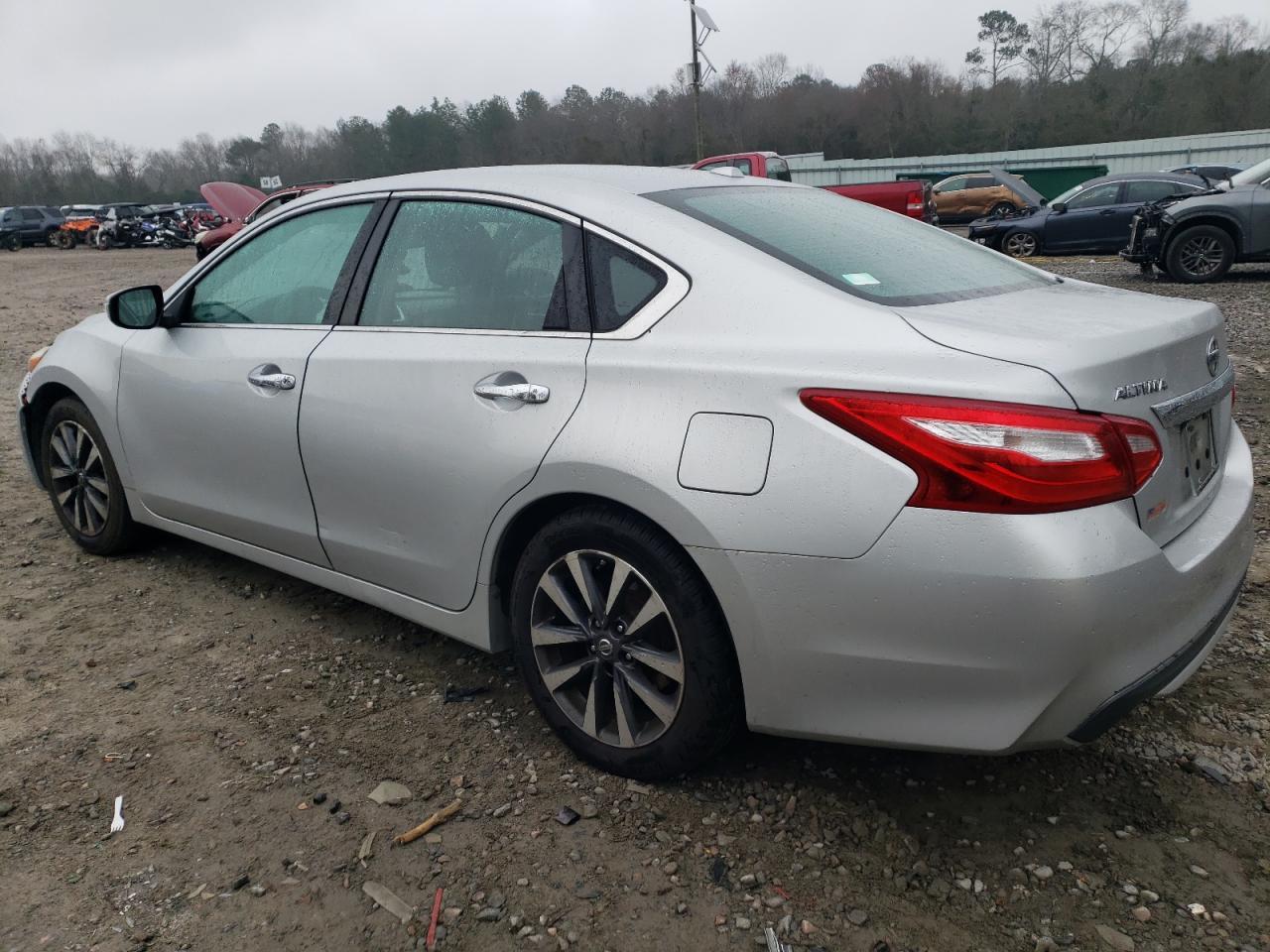 2017 NISSAN ALTIMA 2.5 - Фото 2
