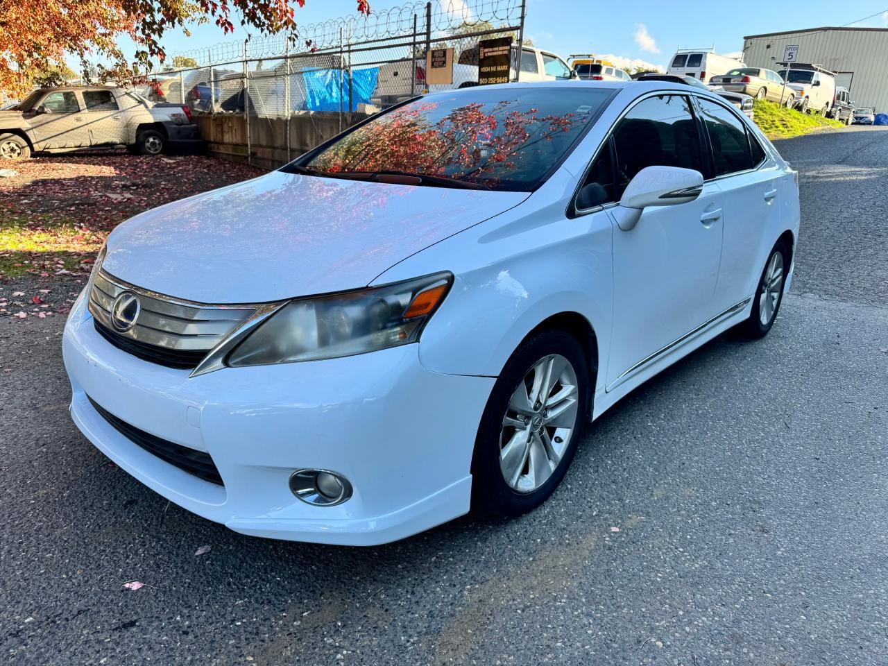 2010 LEXUS HS 250H - Фото 2