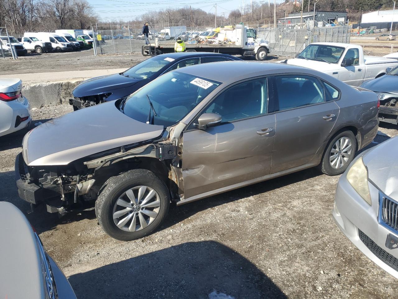 2015 VOLKSWAGEN PASSAT S