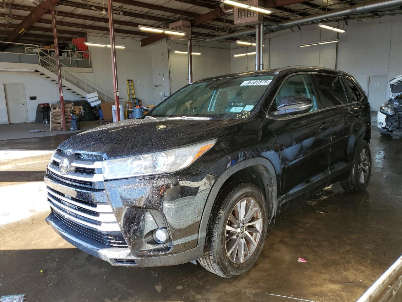 2018 TOYOTA HIGHLANDER