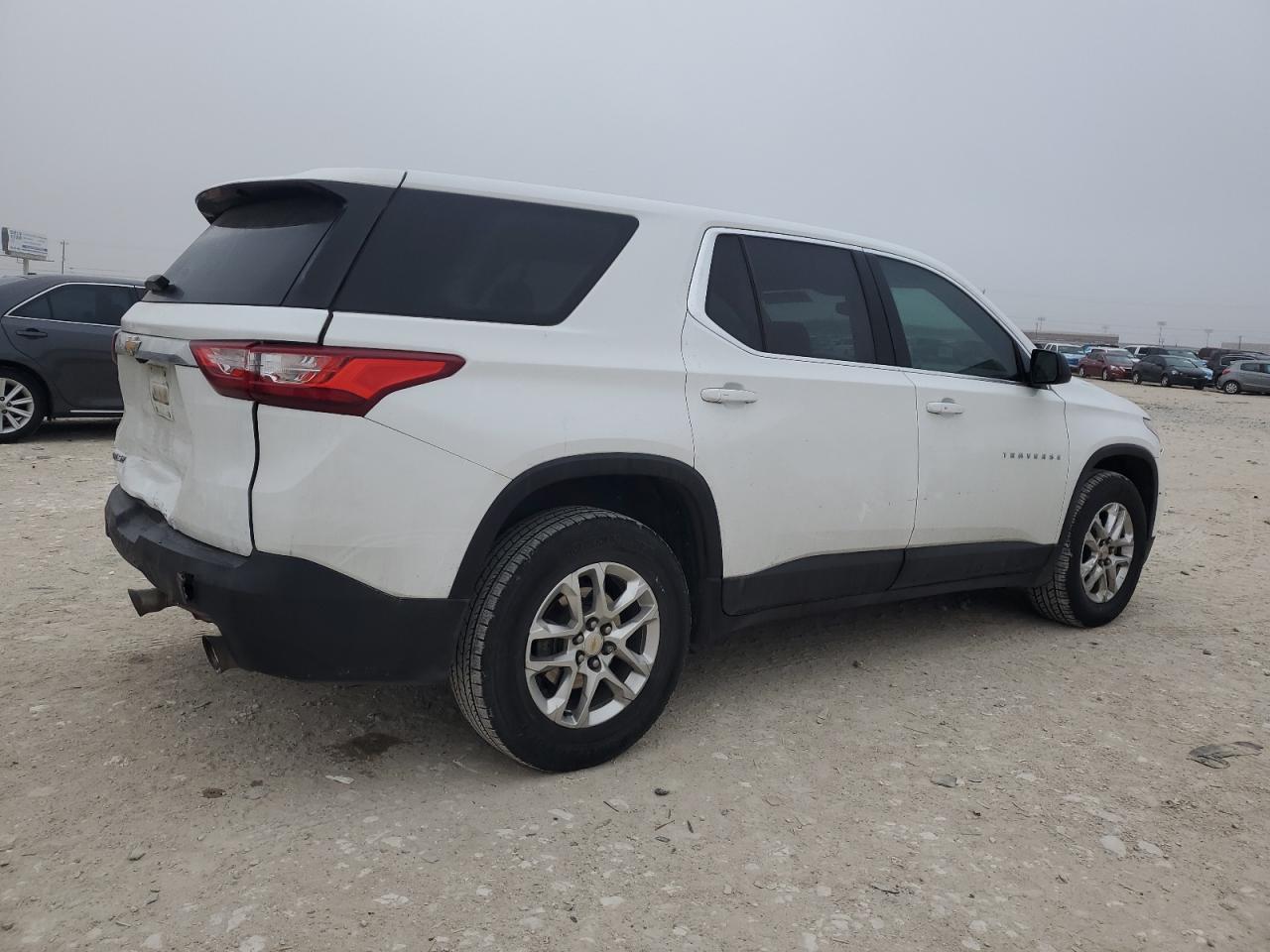 2020 CHEVROLET TRAVERSE L - Фото 3