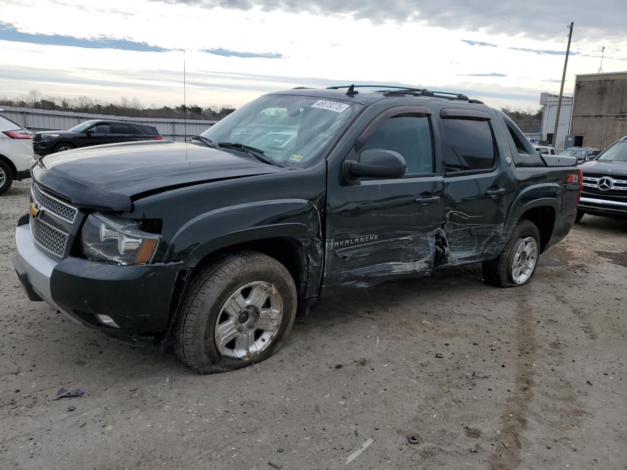 2013 CHEVROLET AVALANCHE