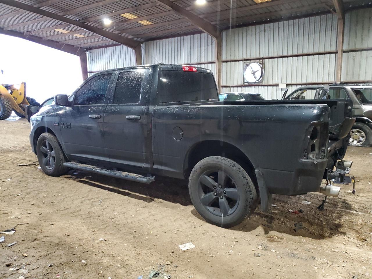 2017 RAM 1500 ST - Фото 2