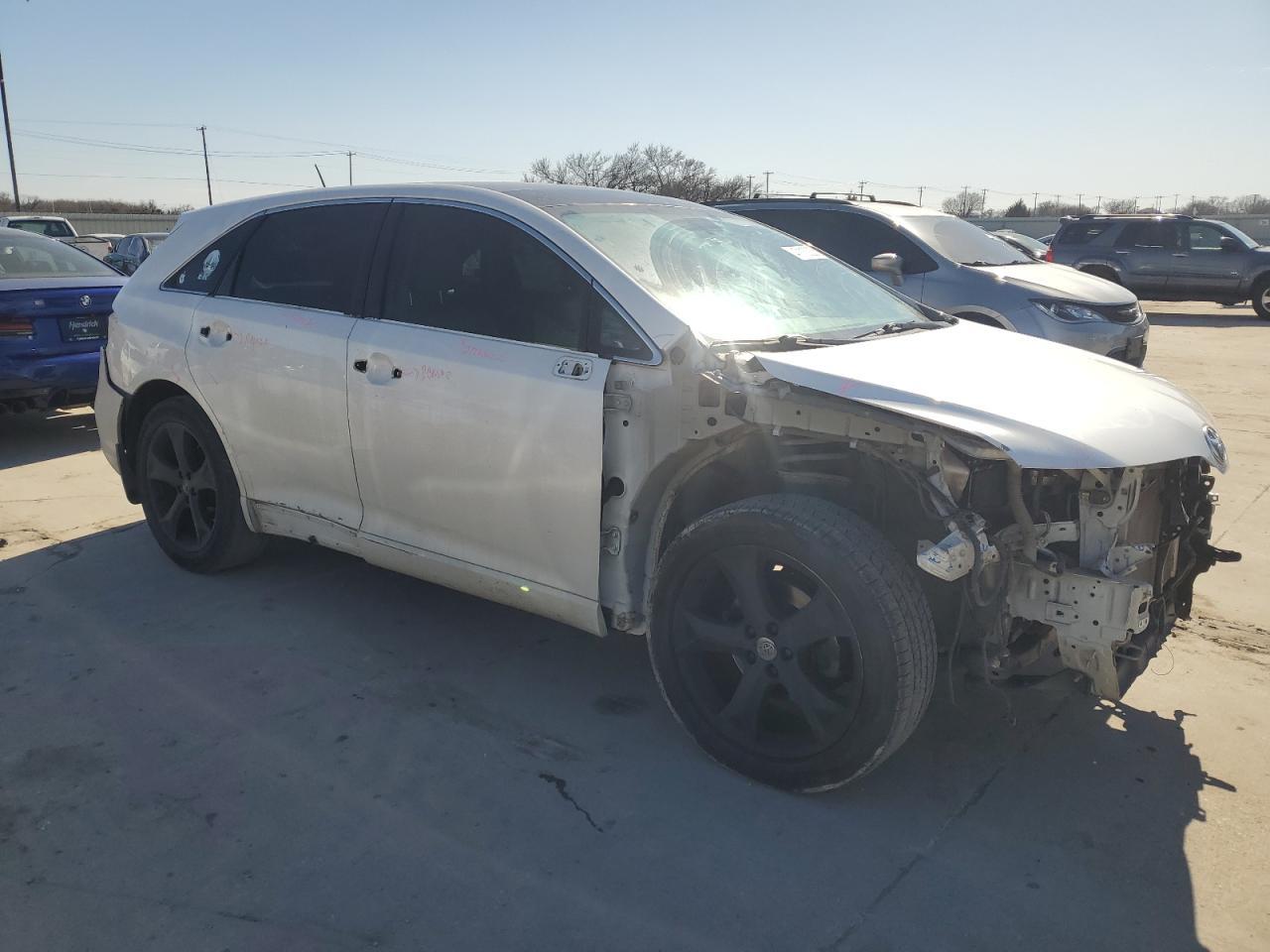 2013 TOYOTA VENZA LE - Image 4