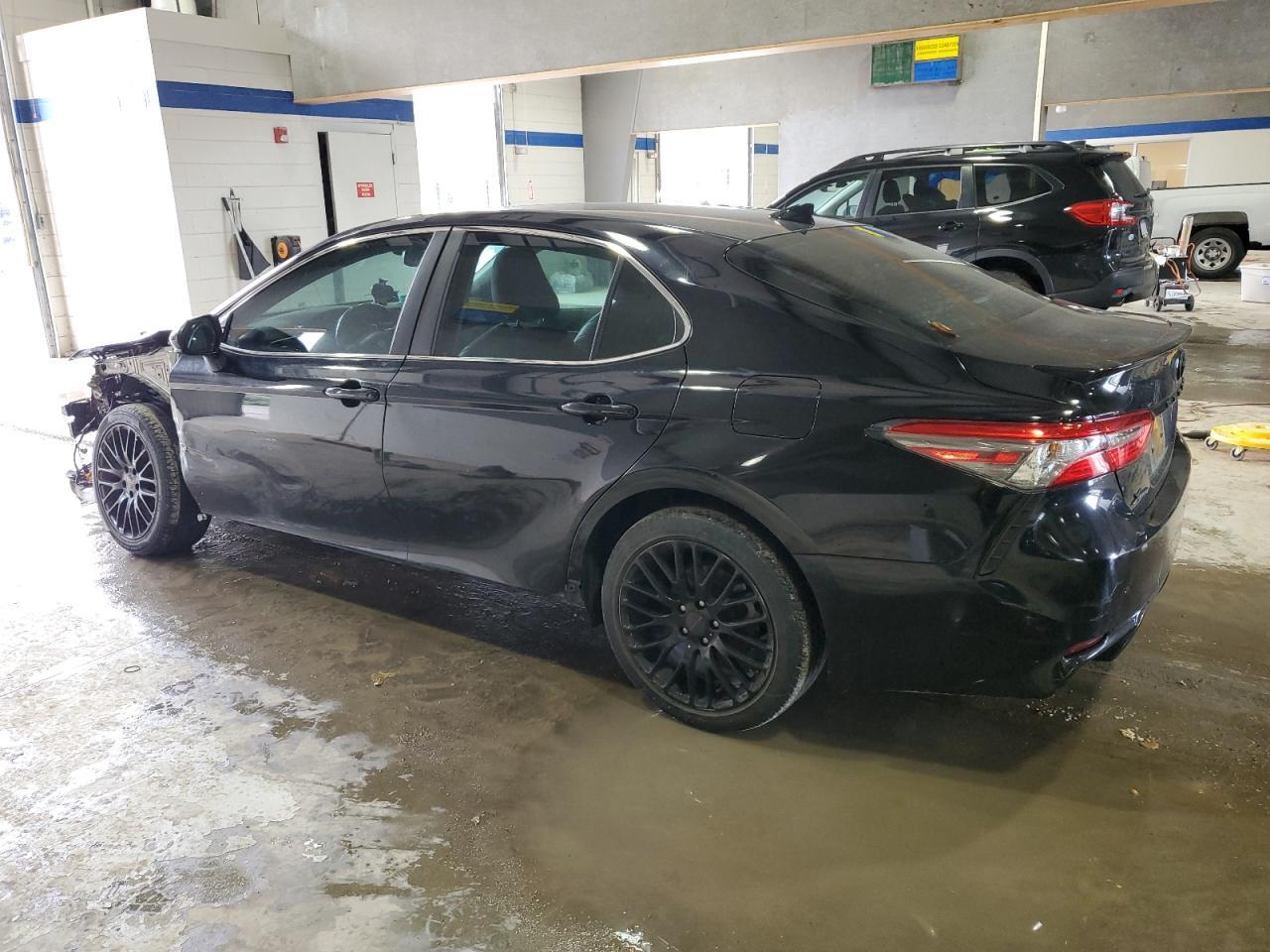 2019 TOYOTA CAMRY L - Фото 2