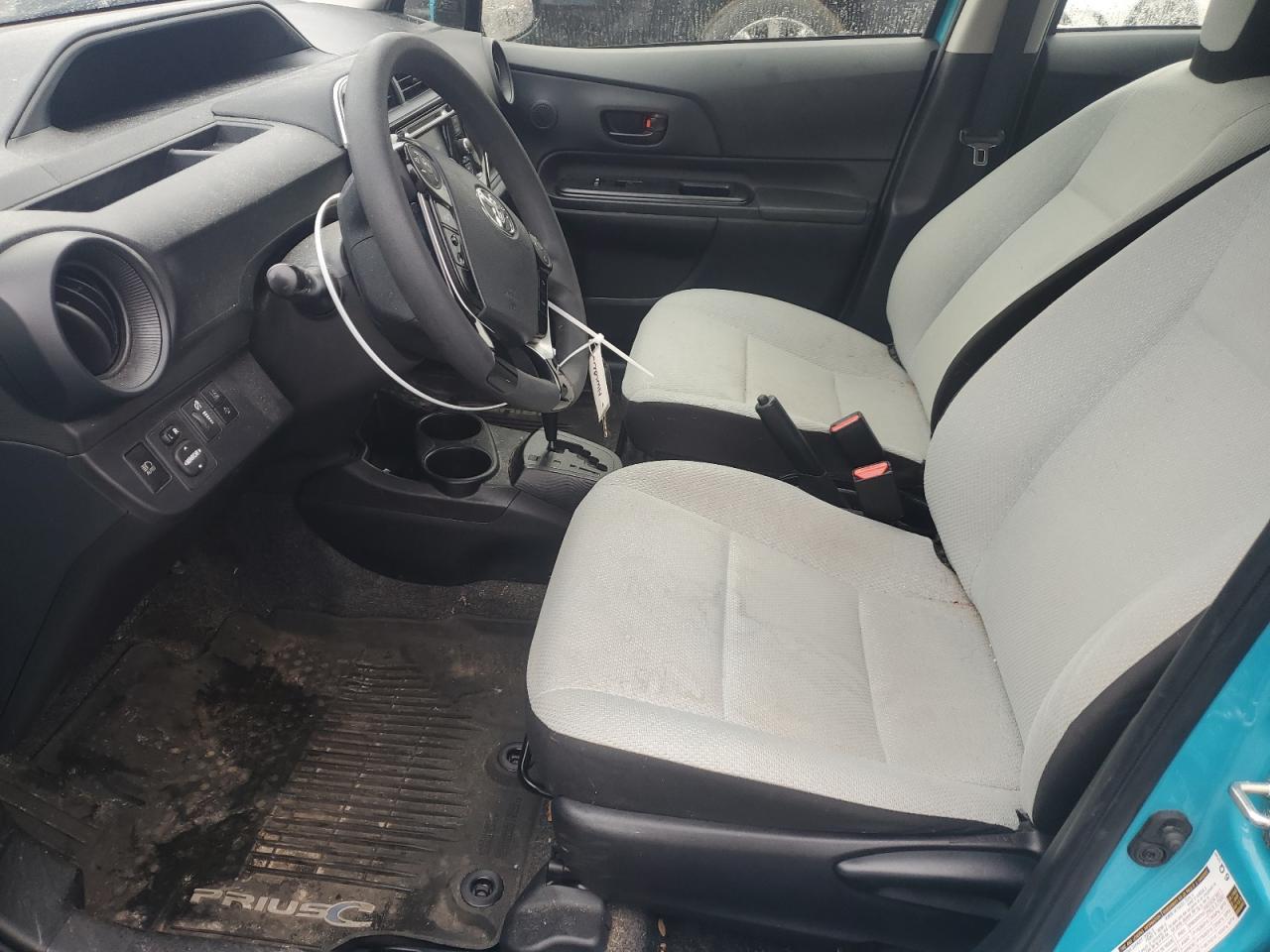 2018 TOYOTA PRIUS C - Фото 7