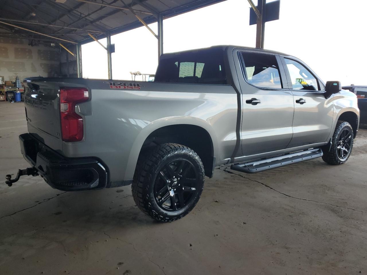 2024 CHEVROLET SILVERADO - Image 3