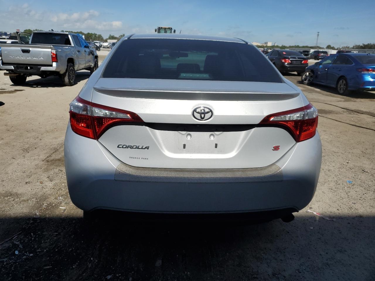 2015 TOYOTA COROLLA L - Фото 6