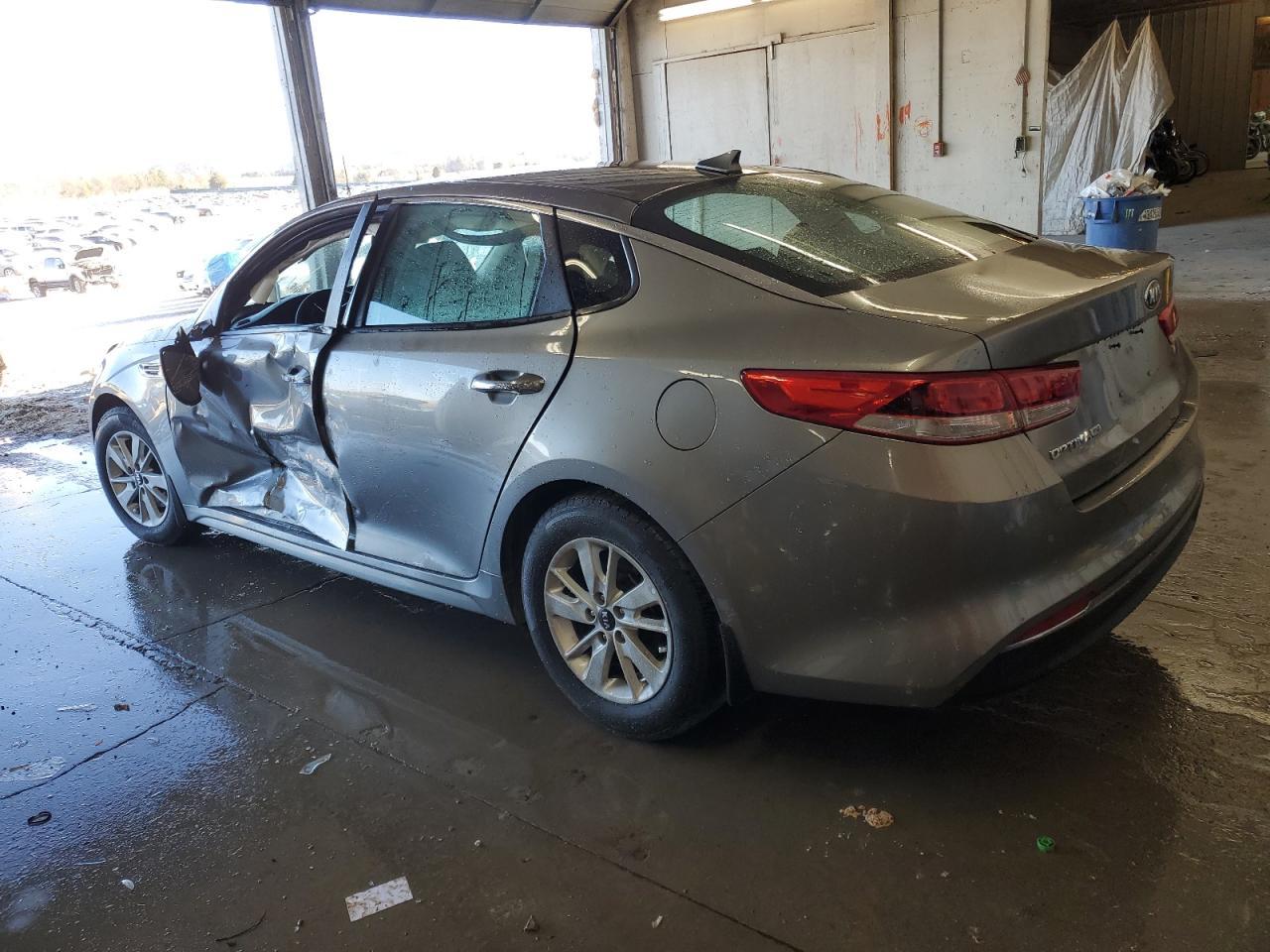 2016 KIA OPTIMA LX - Фото 2