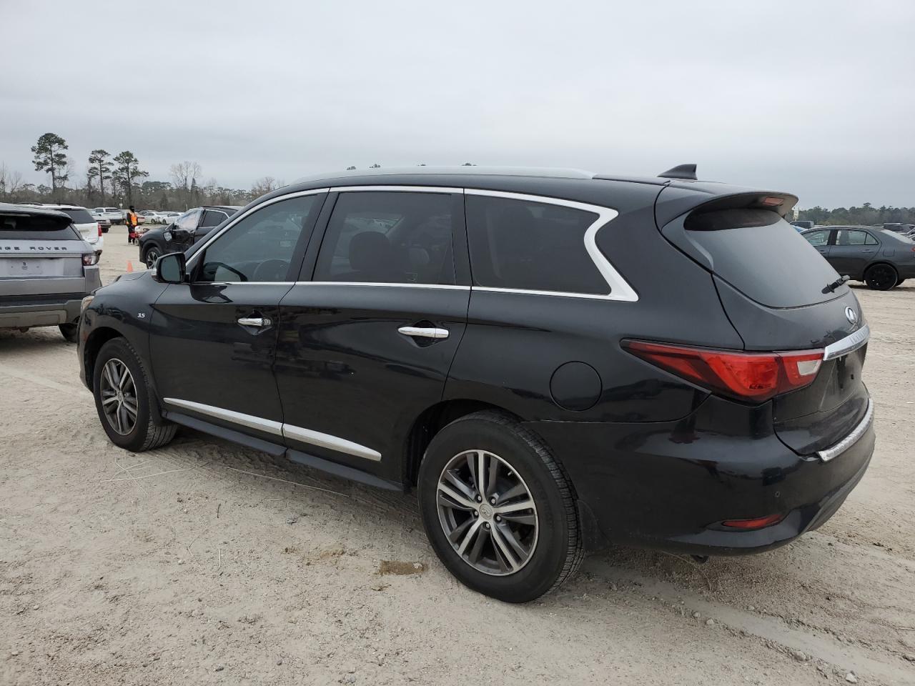 2017 INFINITI QX60 - Image 2
