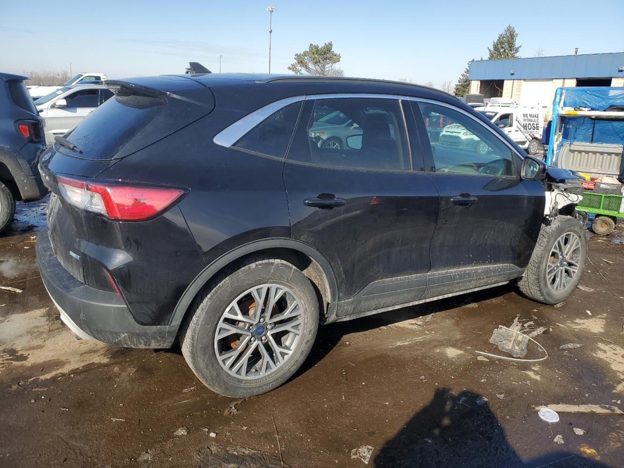 2020 FORD ESCAPE SEL - Image 3