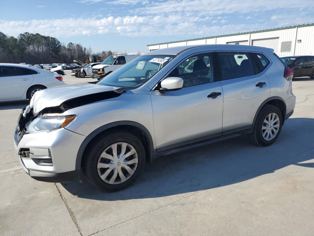 2018 NISSAN ROGUE S