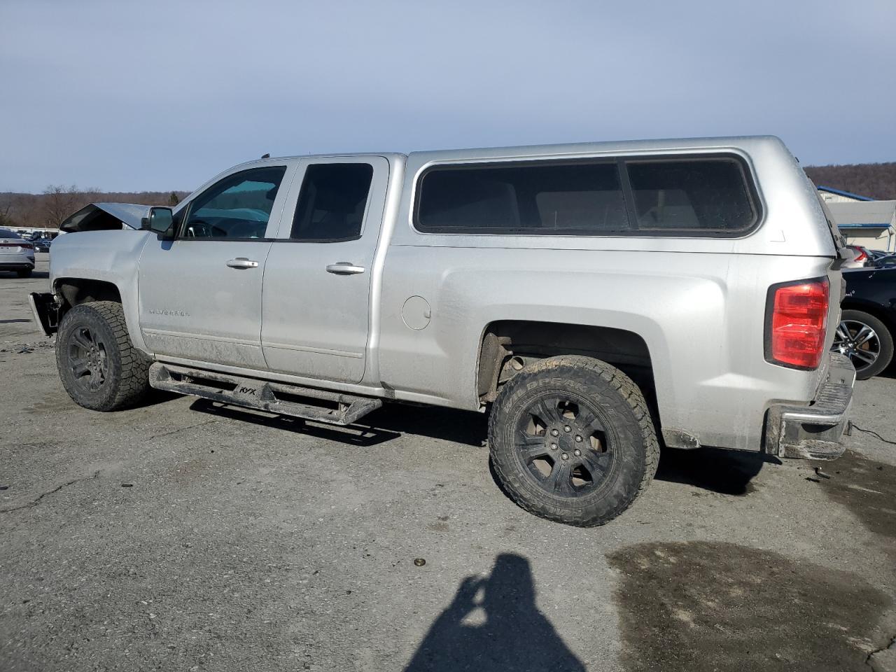 2017 CHEVROLET SILVERADO - Image 2