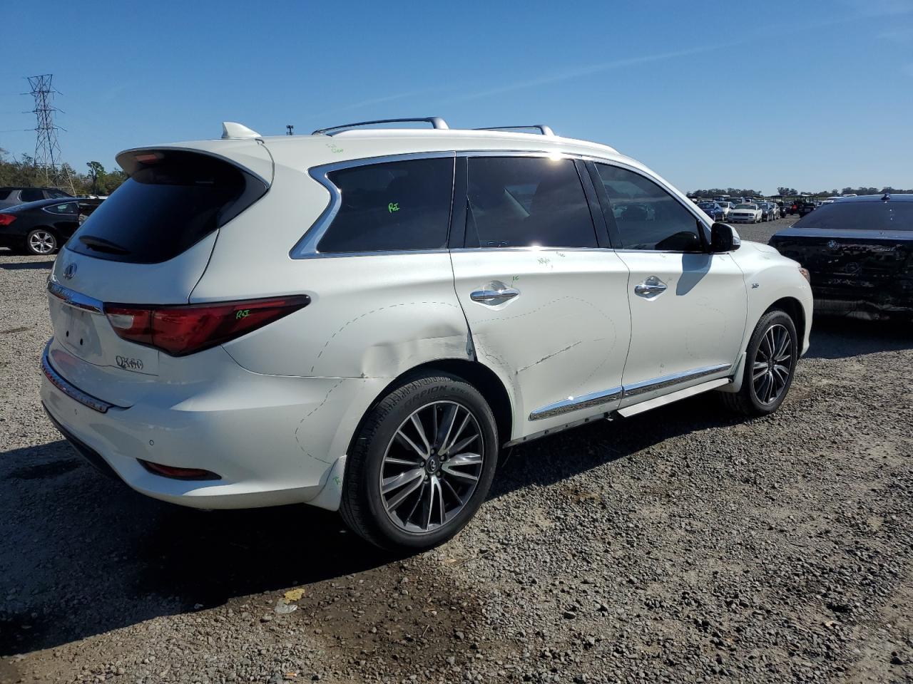 2016 INFINITI QX60 - Фото 3
