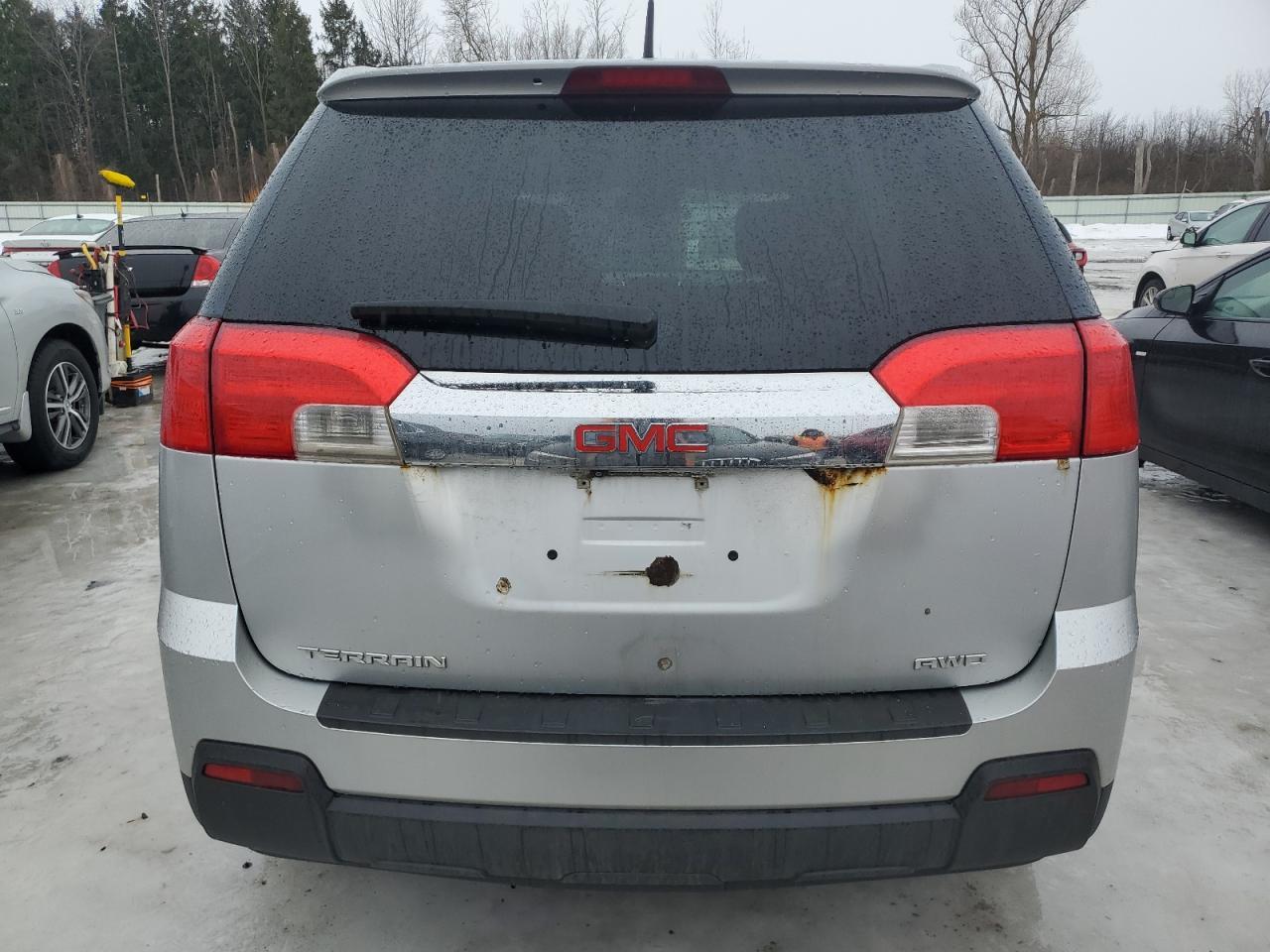 2013 GMC TERRAIN SL - Image 6
