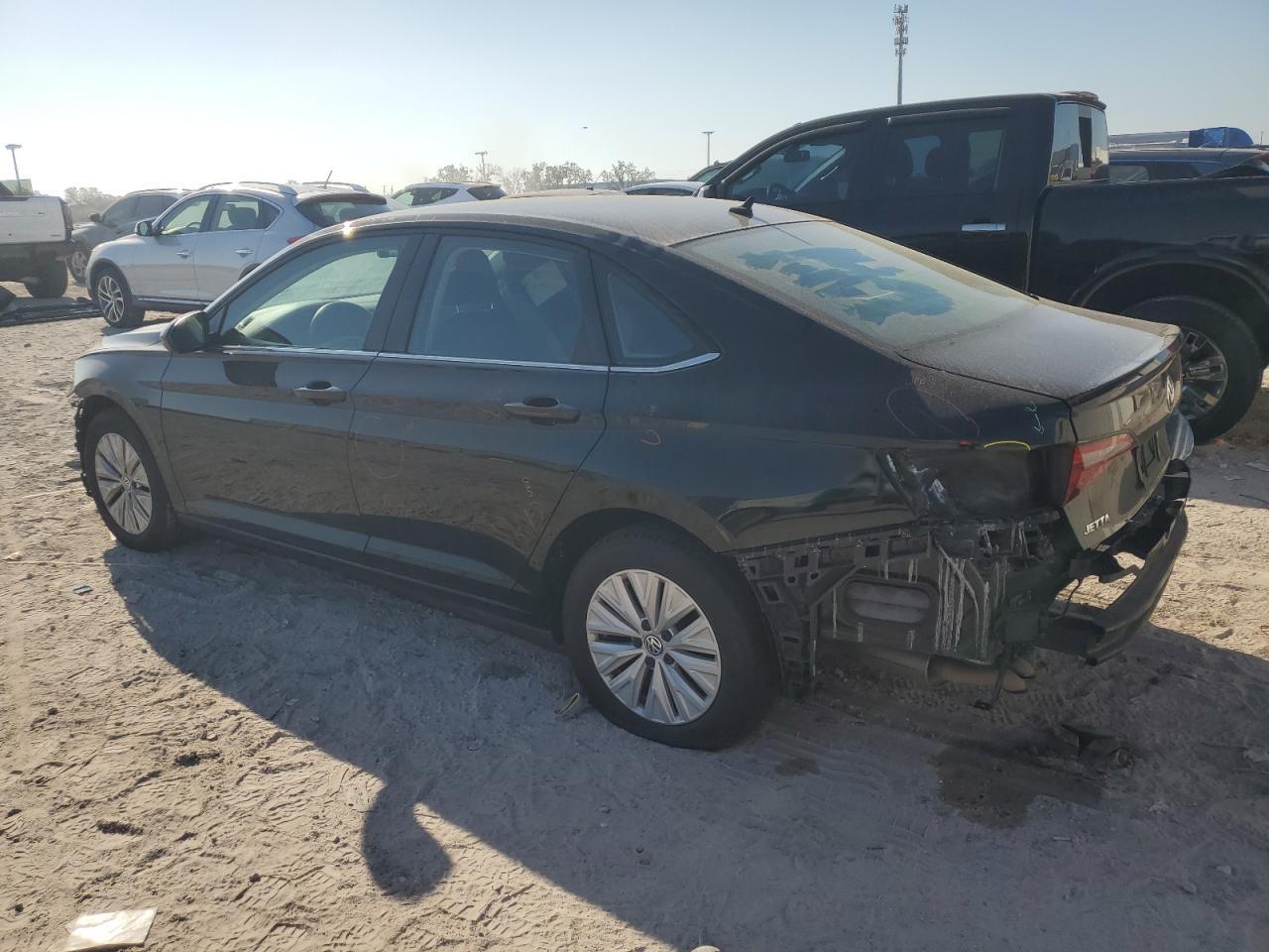 2019 VOLKSWAGEN JETTA S - Фото 2