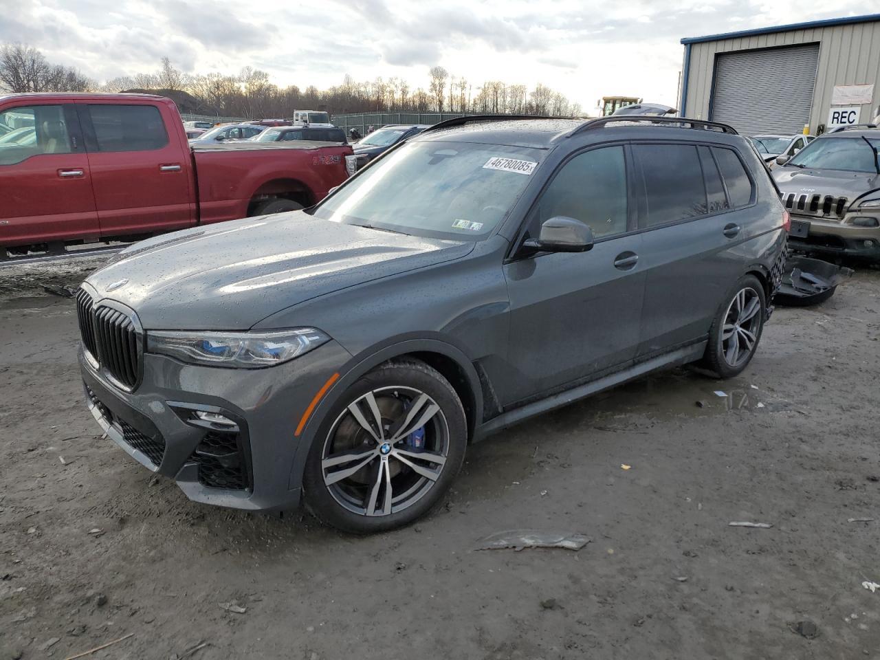 2022 BMW X7 M50I
