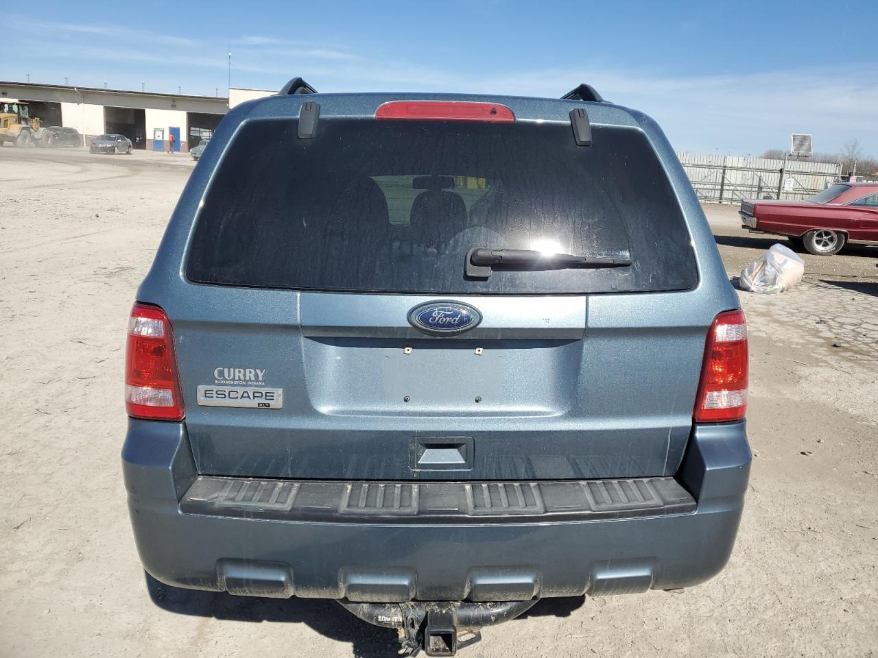 2010 FORD ESCAPE XLT - Image 6