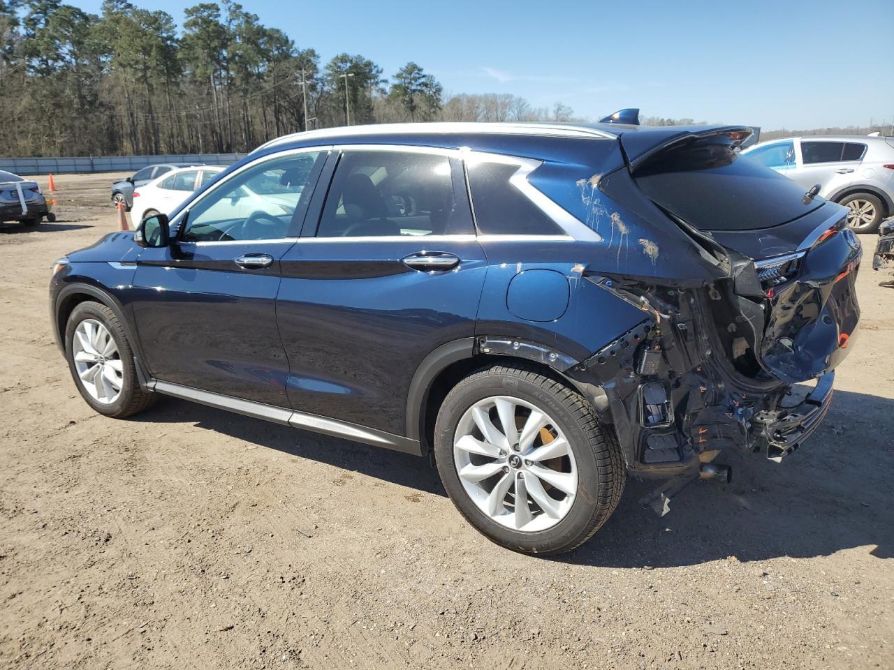 2019 INFINITI QX50 ESSEN - Image 2