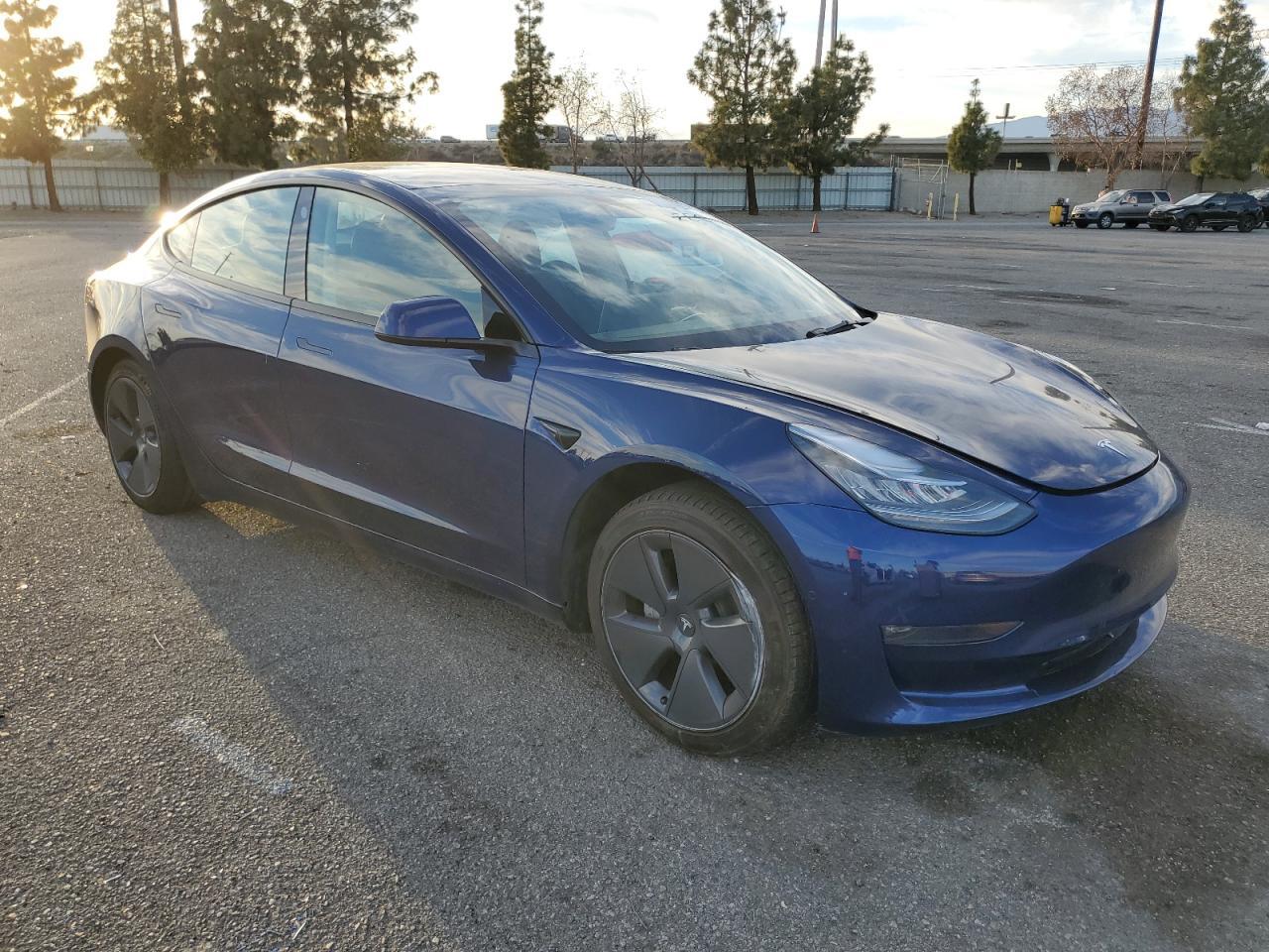 2022 TESLA MODEL 3 - Image 4